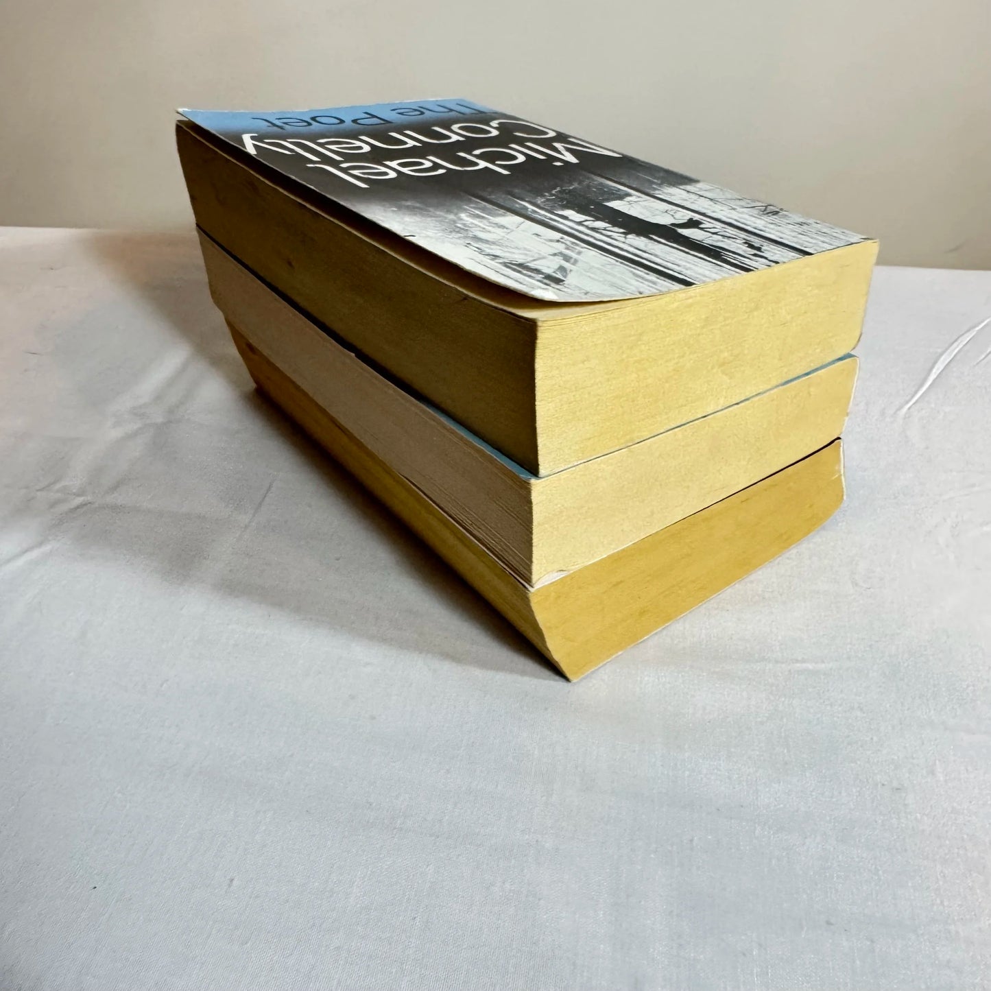 Michael Connelly - 3x Book Bundle : The Lincoln Lawyer, City of Bones, The Poet