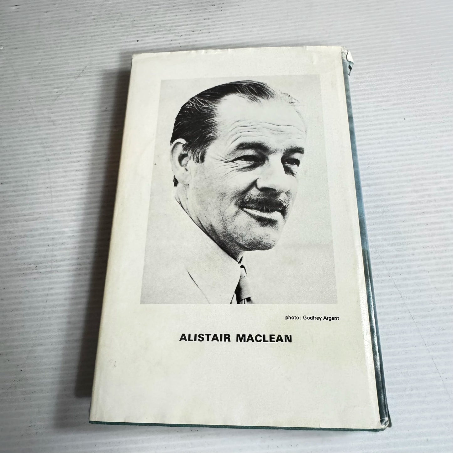 Seawitch - Alistair MacLean (1977)