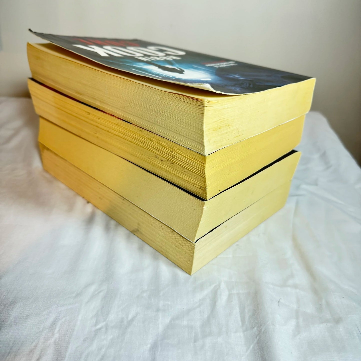 Robin Cook Book Bundle x 4 Host, Cure, Critical & Foreign Body