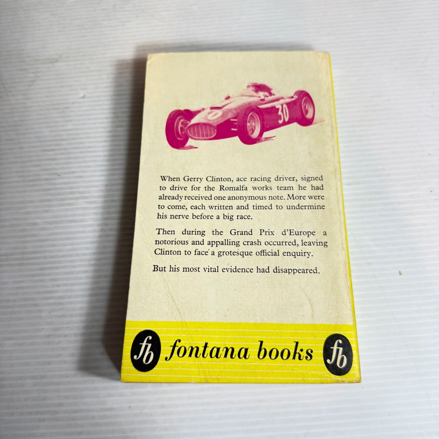 A Shriek of Tyres : Death at Full Throttle - Douglas Rutherford (Vintage 1960)