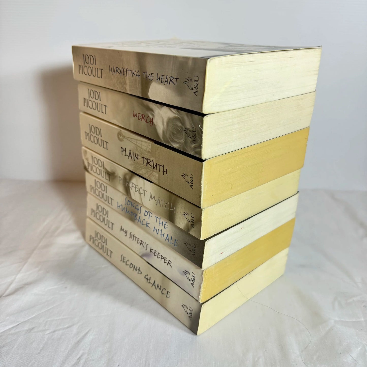 Jodi Picoult Book Bundle x 7 Books