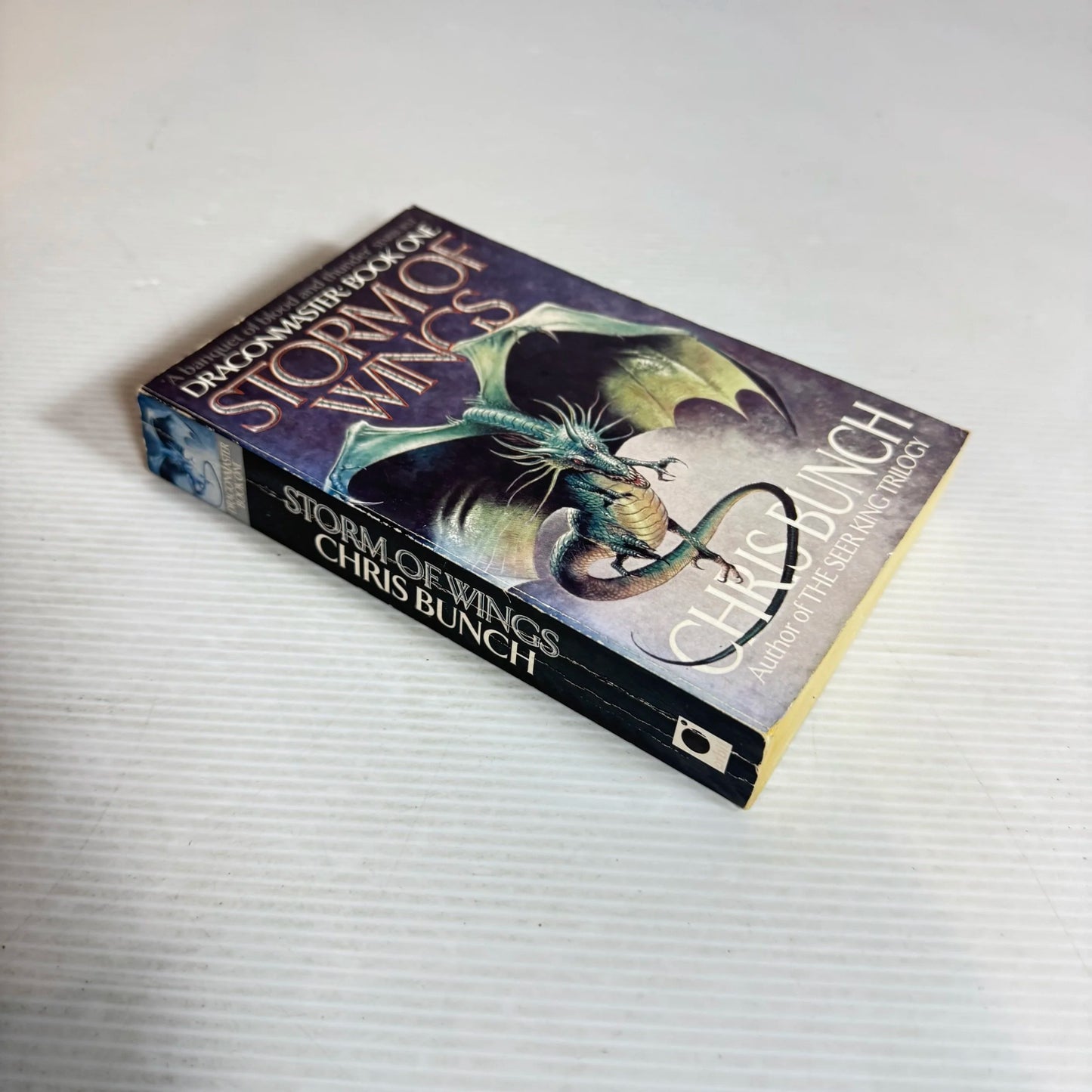 Dragon Master Book One : Storm of Wings - Chris Bunch