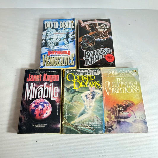 Science Fiction Book Bundle x 5 (432) Various Authors