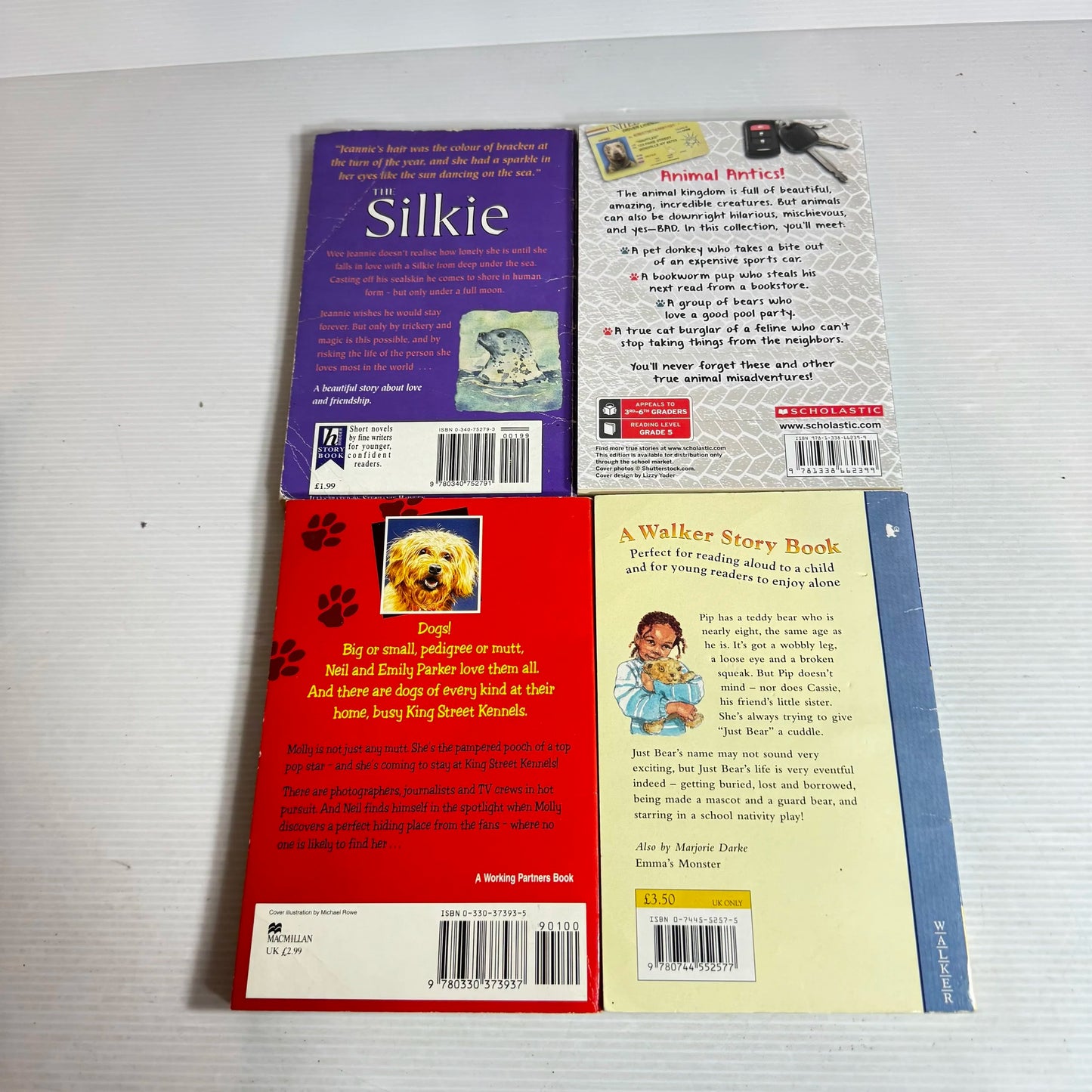 Children's Chapter Book Bundle x 4 Books Mixed Theme (207)