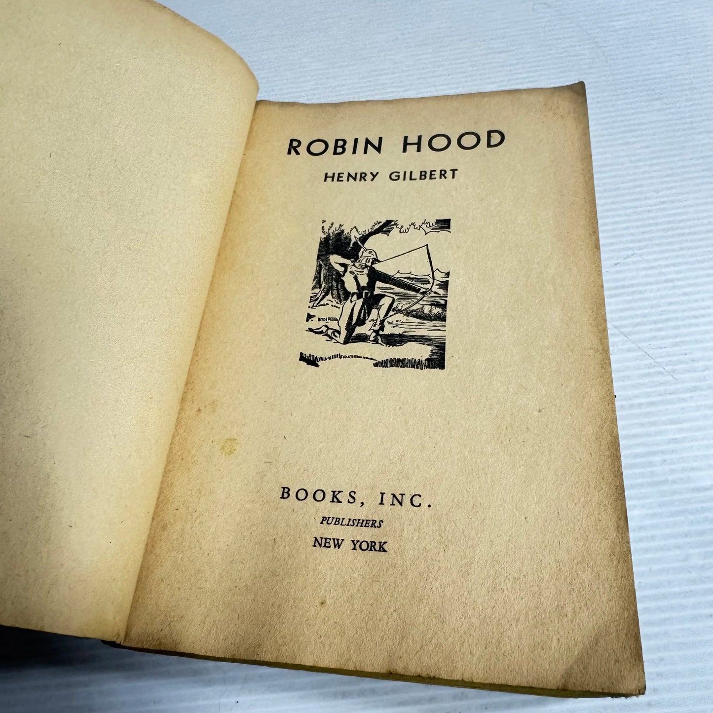 Robin Hood - Henry Gilbert (Vintage 1930's?)