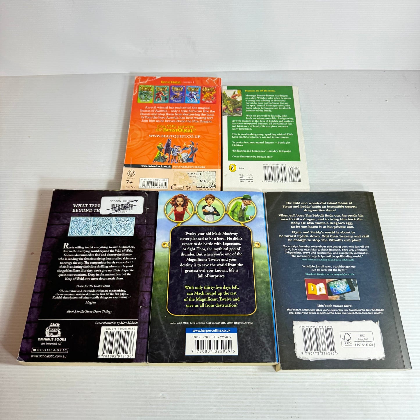 Dragon Themed Children's Book Bundle x 5 (642) Mixed Authors