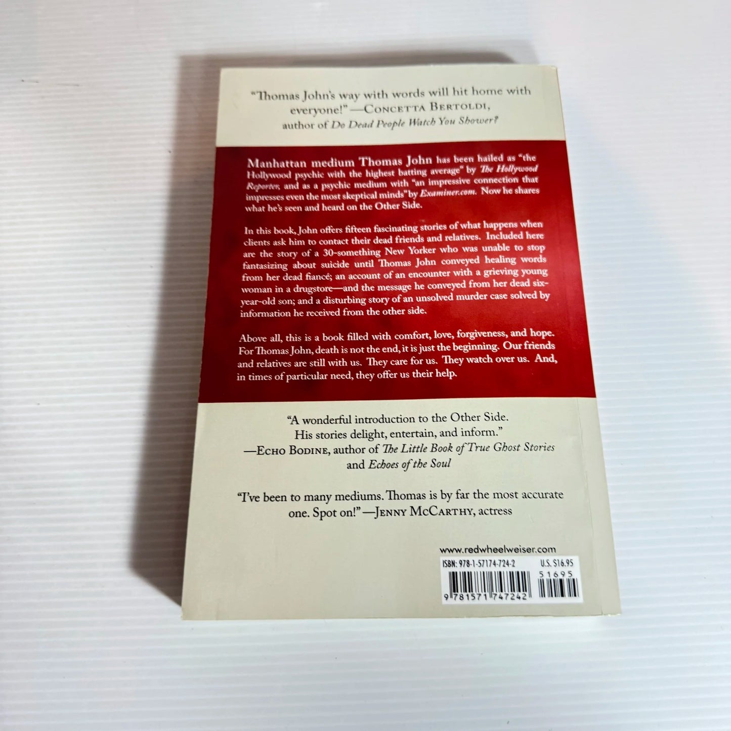 Never Argue with a Dead Person : True and Unbelievable Stories from the Other Side - Thomas John