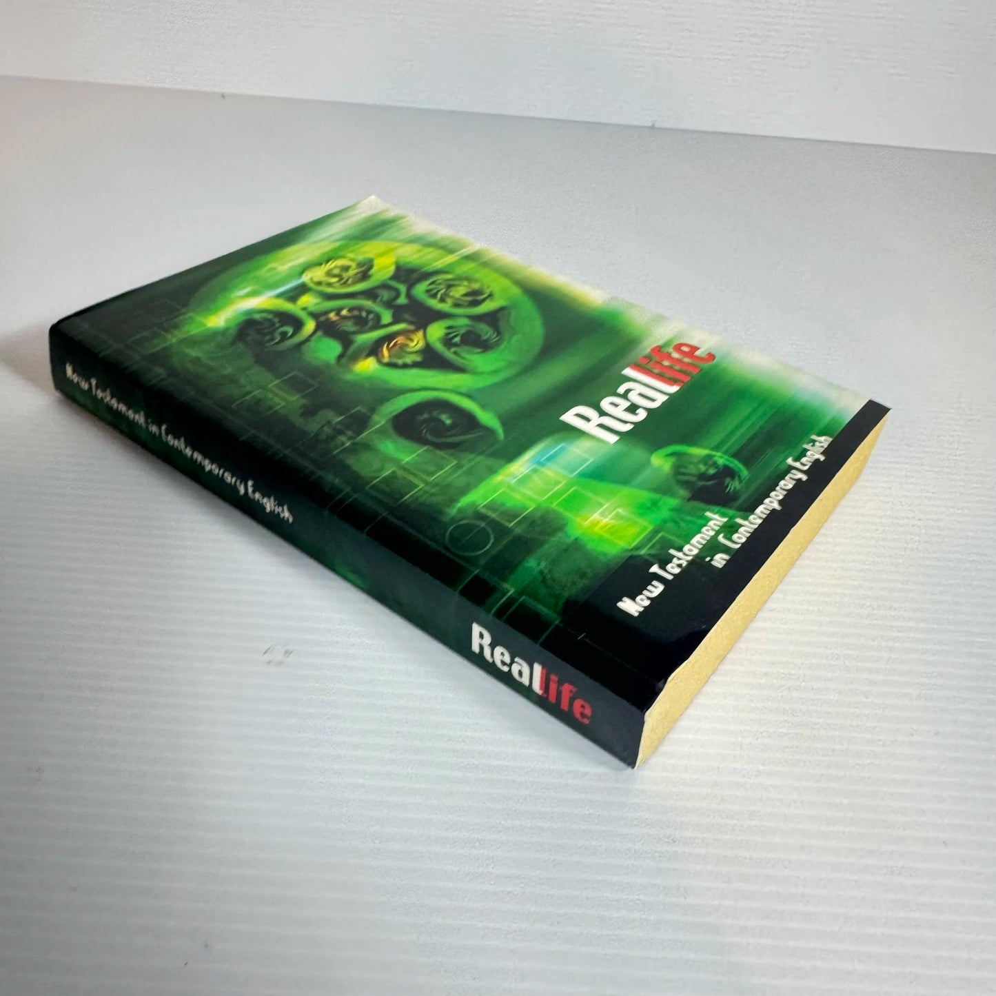 Real Life : New Testament in Contemporary English