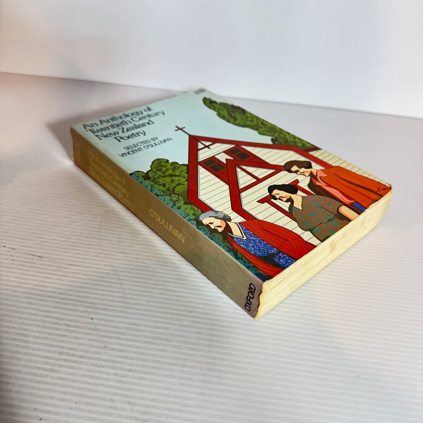 An Anthology of Twentieth Century New Zealand Poetry - Vincent O'Sullivan (Vintage 1976)