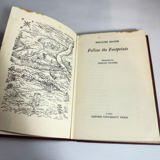 Follow The Footprints - William Mayne (Vintage 1958)