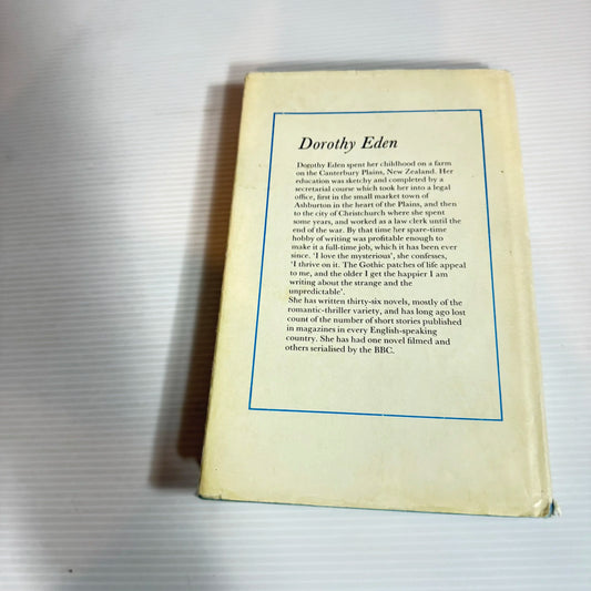 The Tome Of The Dragon - Dorothy Eden (Vintage 1975)