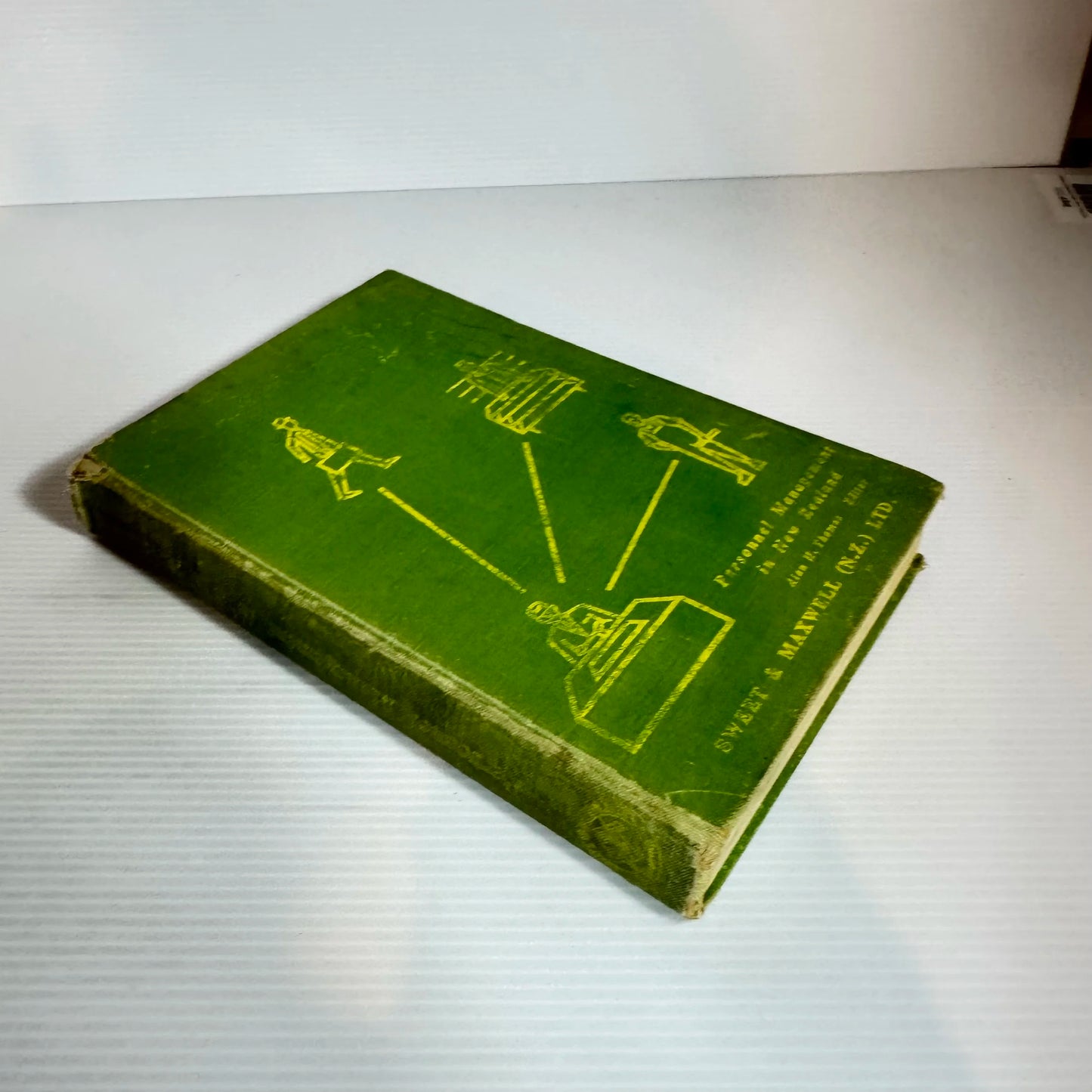 Personnel Management In New Zealand (2nd Ed.) - Alan H. Thomas (Vintage 1963)