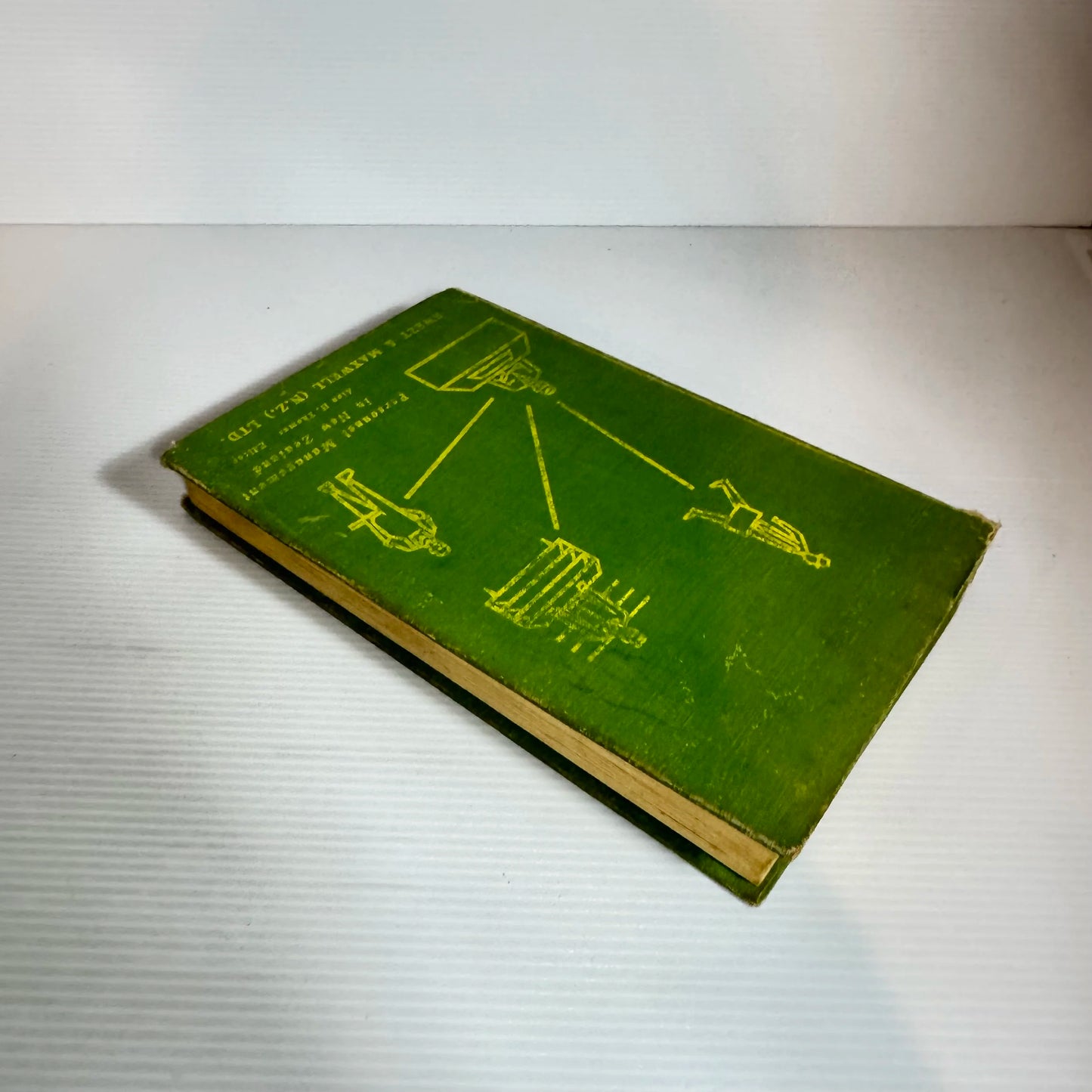 Personnel Management In New Zealand (2nd Ed.) - Alan H. Thomas (Vintage 1963)