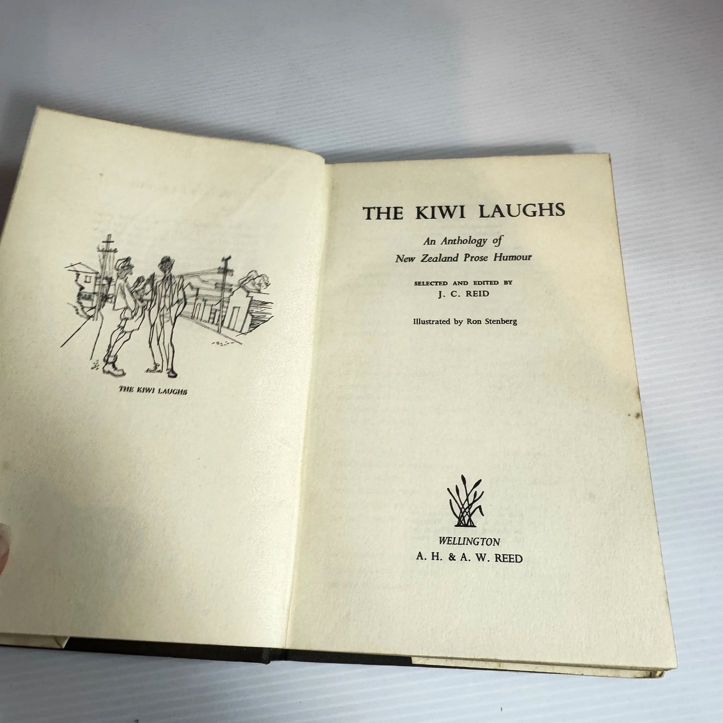 The Kiwi Laughs : Anthology of New Zealand Prose Humour - Edited by J.C. Reid (Vintage 1961)