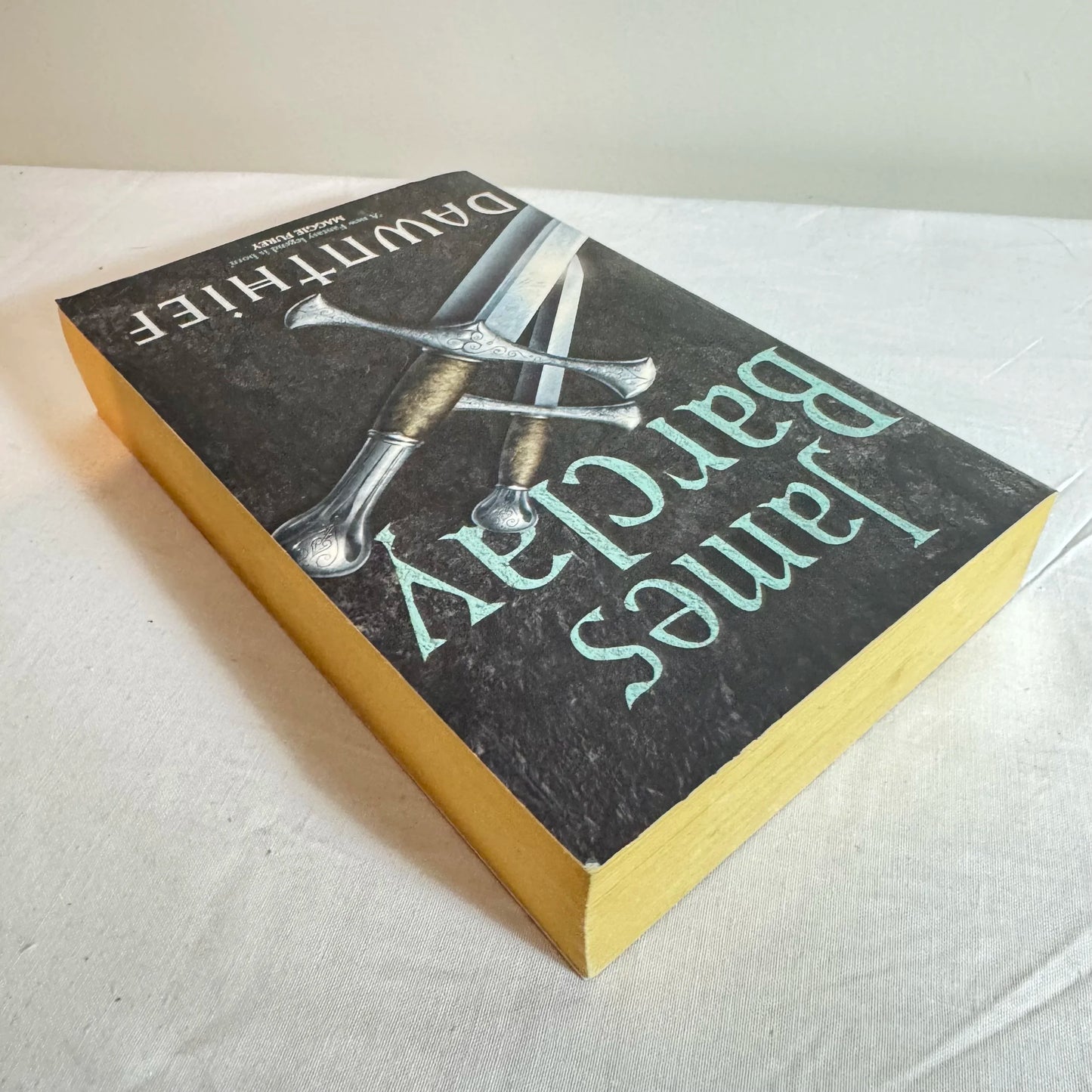 Dawnthief - James Barclay