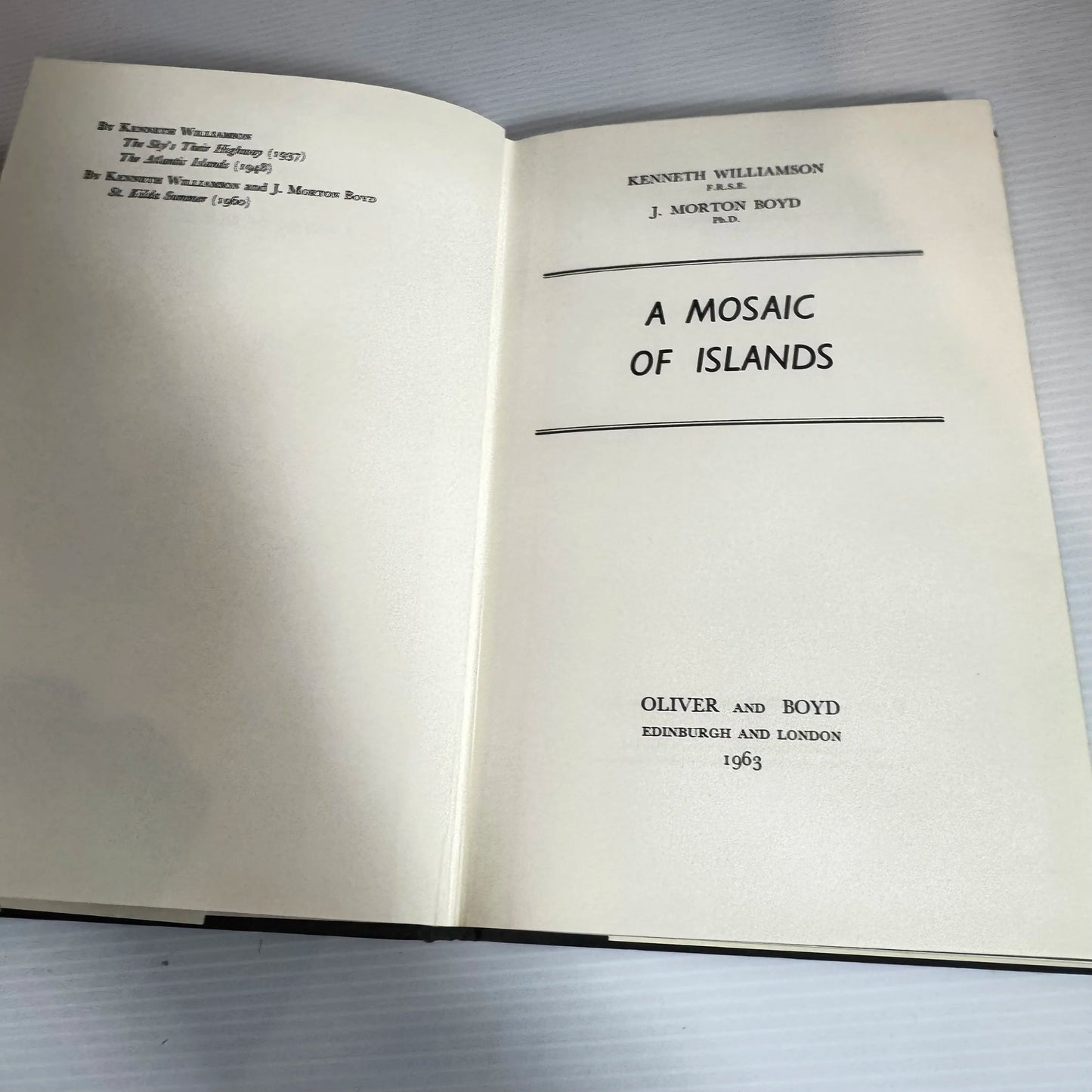 A Mosaic Of Islands - Kenneth Williamson And J. Morton Boyd (Vintage 1963)