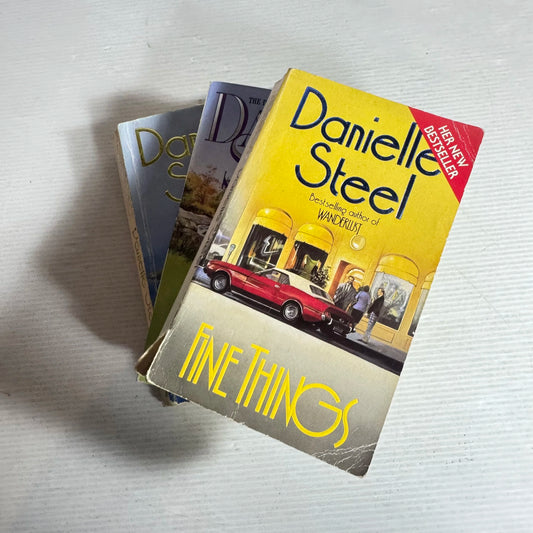 Danielle Steel Book Bundle x 3 Books : Once In a Lifetime, Changes, Fine Things (587)