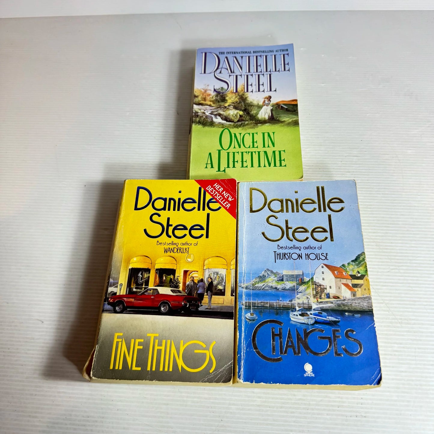 Danielle Steel Book Bundle x 3 Books : Once In a Lifetime, Changes, Fine Things (587)