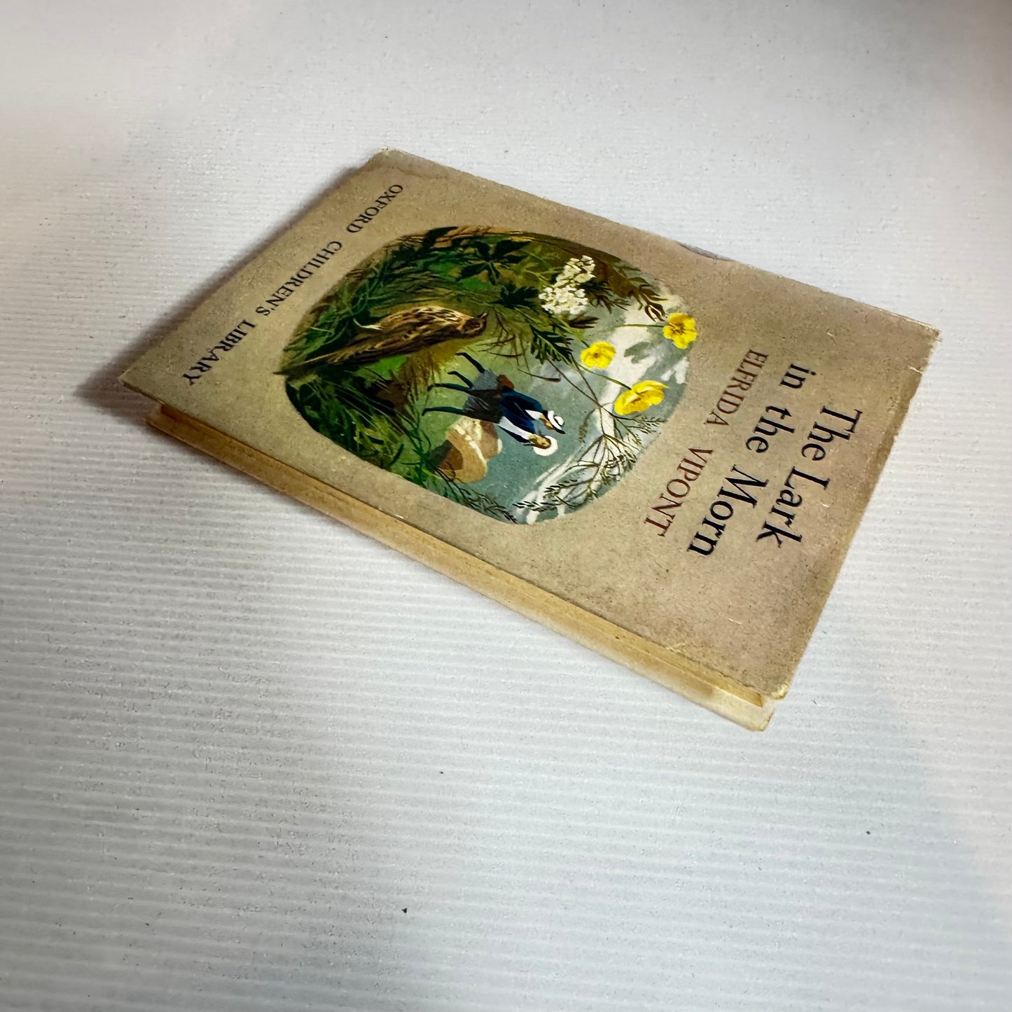 The Lark In The Morn - Elfrida Vipont ( Oxford Children's Library) (Vintage 1959)