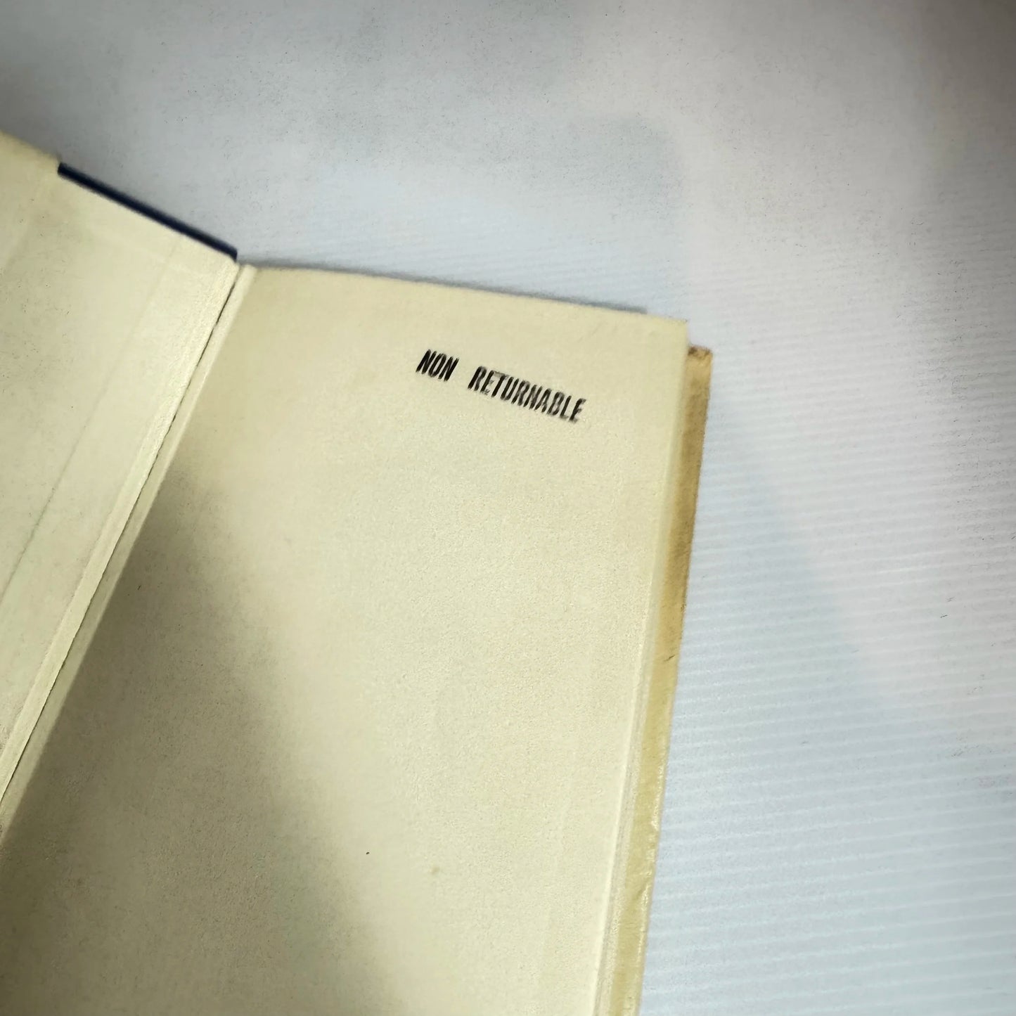 An Episode Of Sparrows - Rumer Godden (Vintage 1959)