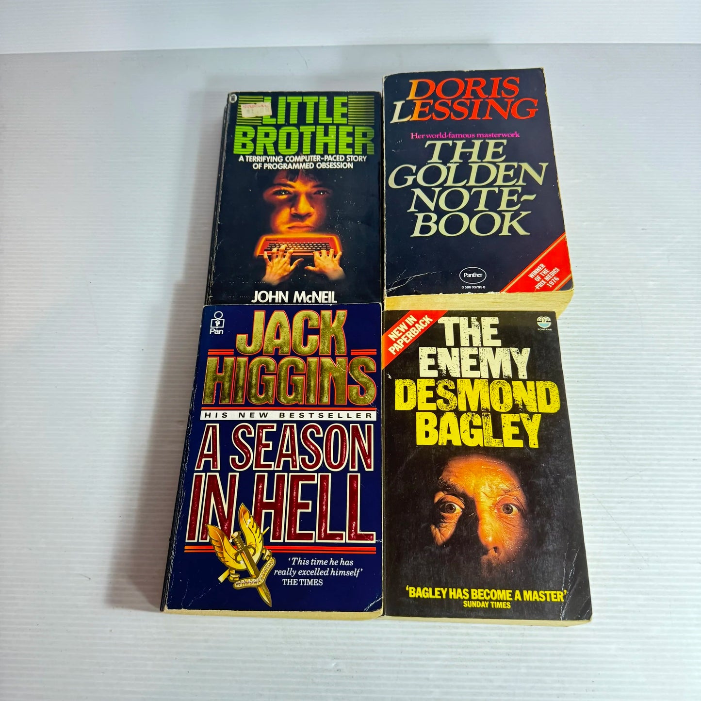 Thriller Book Bundle x 4 Books : Mixed Authors (565)