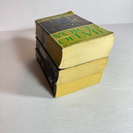 Horror Book Bundle x 3 Books Voices of Evil - G.M. Hague, Mama's Boy - Charles King, & Daemonic - Stephen Laws (562)