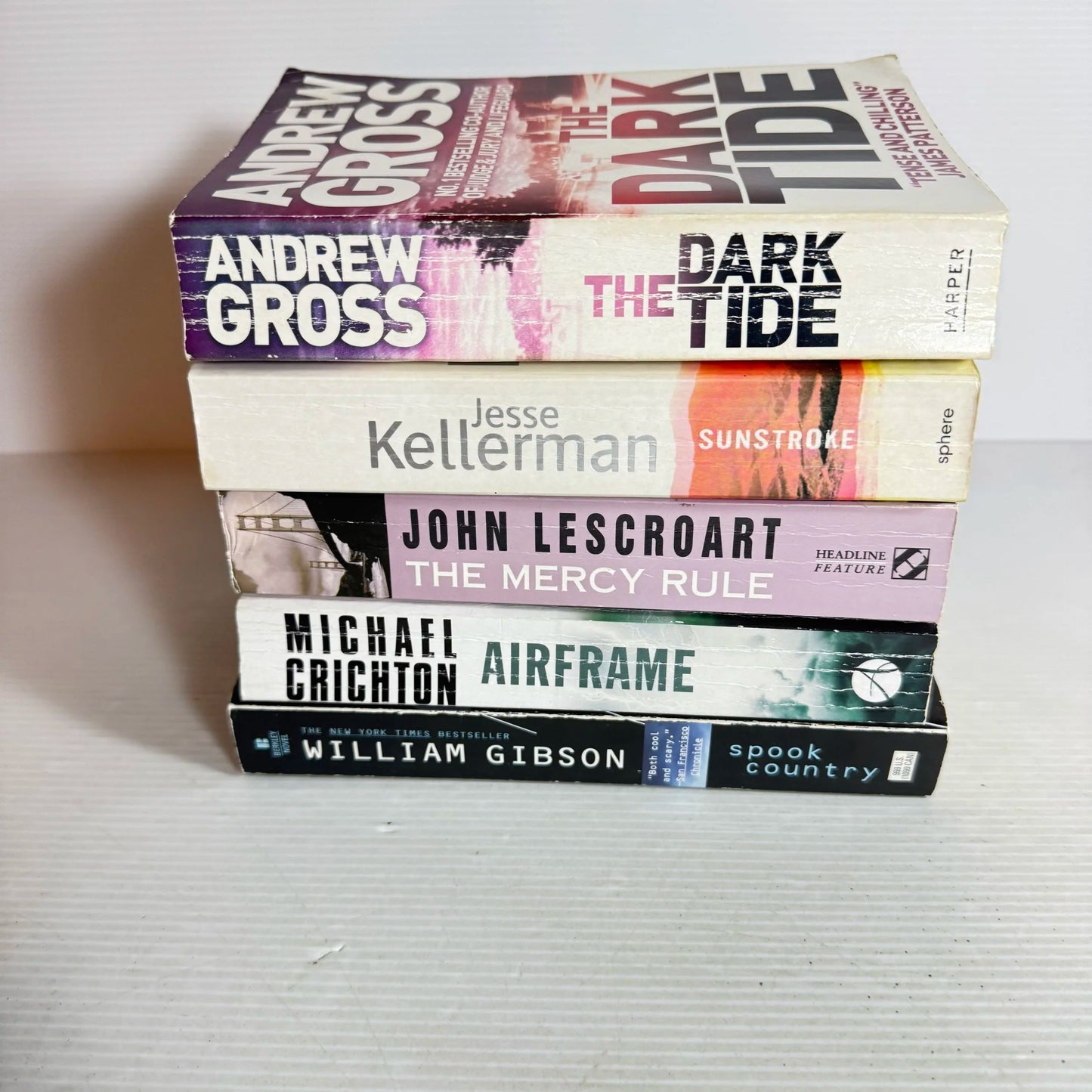 Thriller Book Bundle x 5 Books - Mix Authors (552)