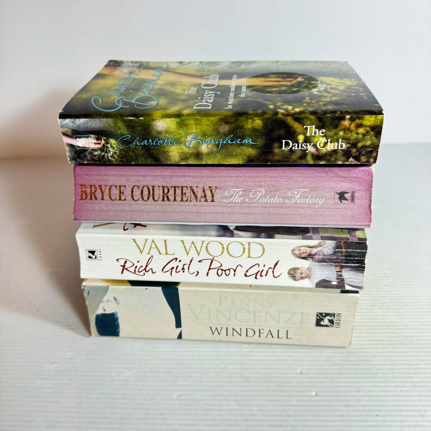 Historical Book Bundle x 4 Books Mixed Authors (548)