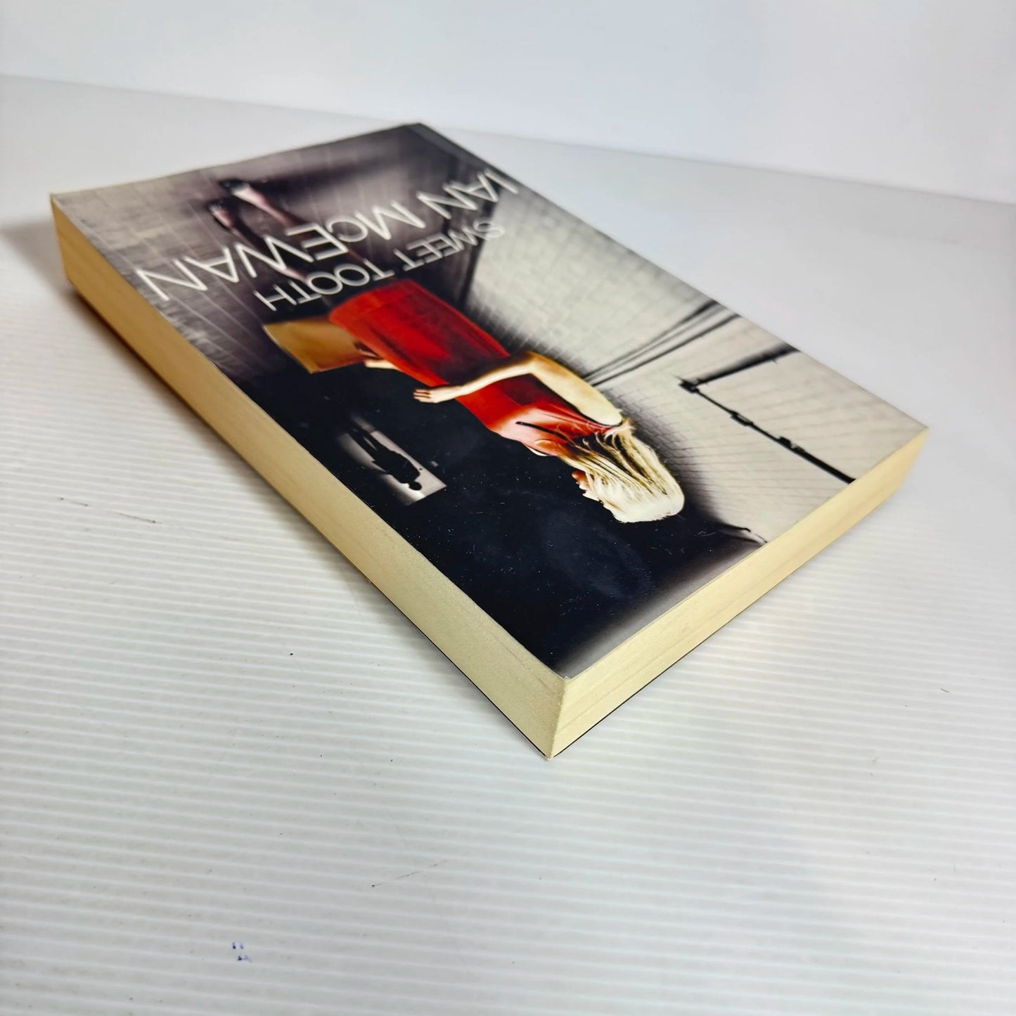 Sweet Tooth - Ian McEwan