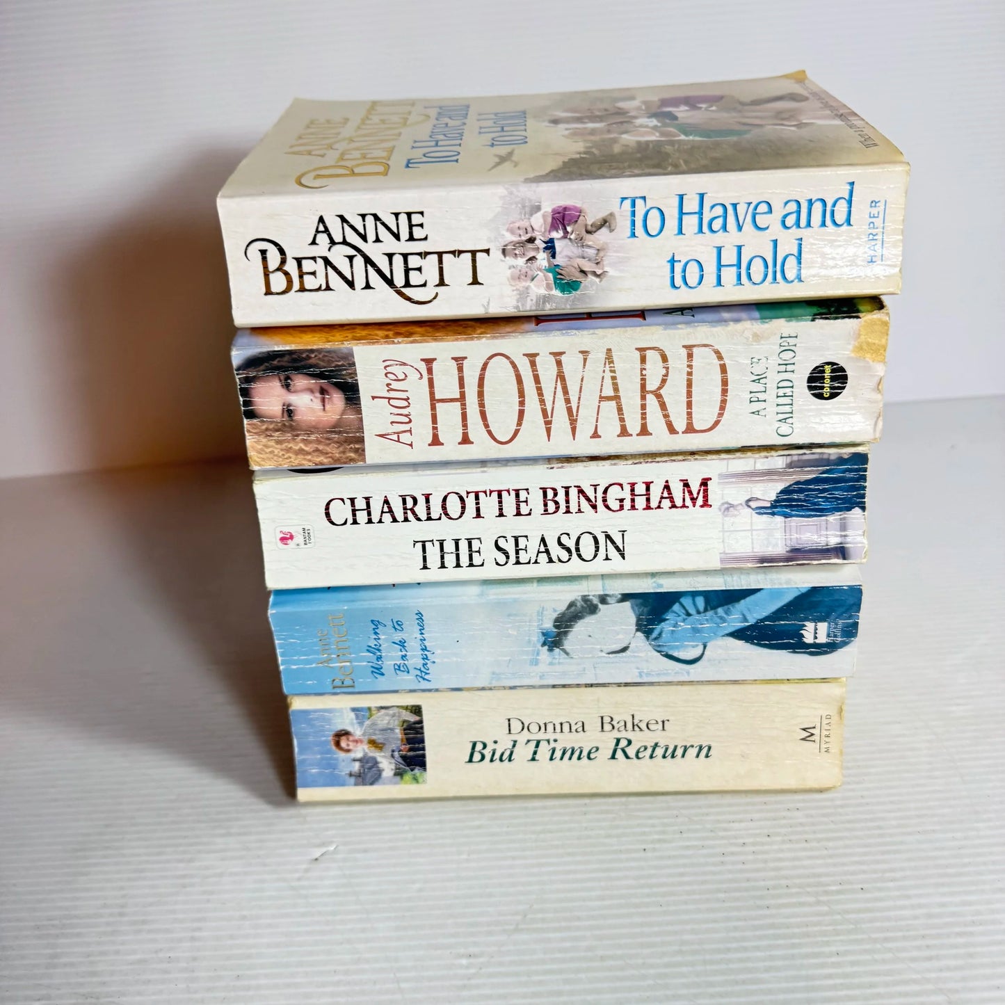 Historical Book Bundle x 5 Mixed Authors (547)