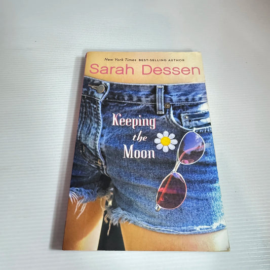 Keeping The Moon - Sarah Dessen