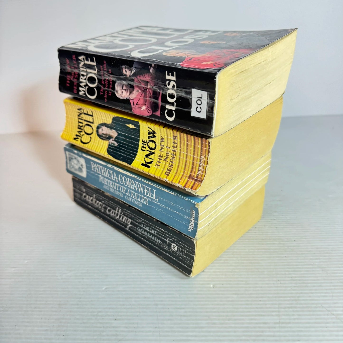 Crime Book Bundle x 4 Martina Cole, Patricia Cornwell & Robert Galbraith (541)