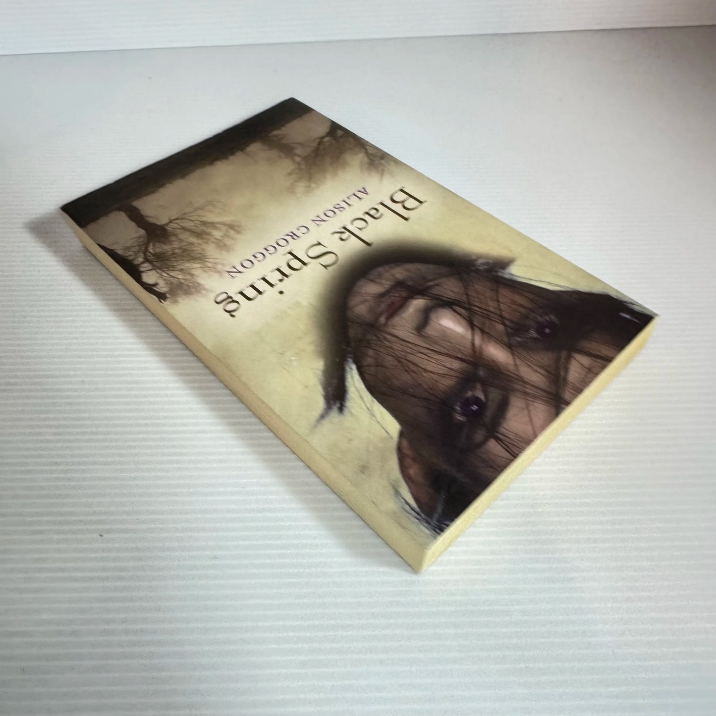 Black Spring - Alison Croggon