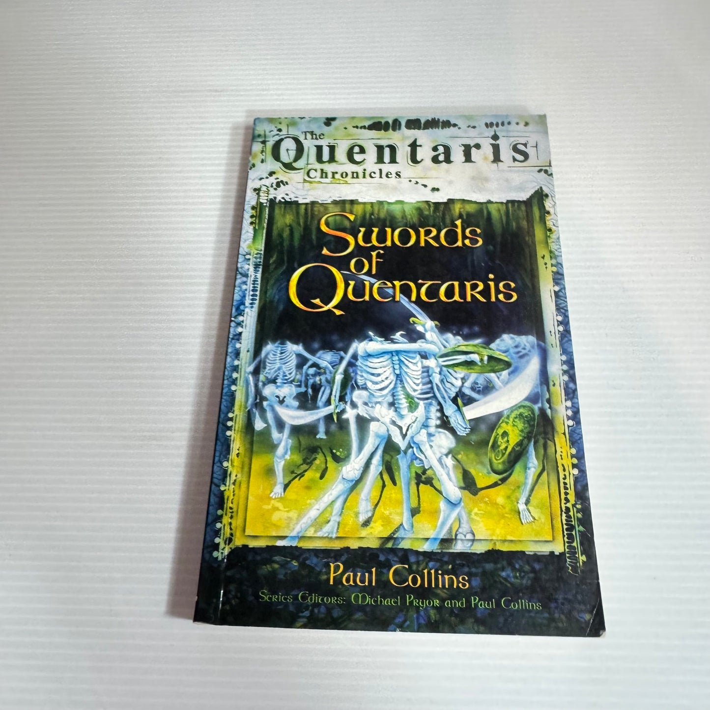 The Quentaris Chronicles : Swords of Quentaris - Paul Collins