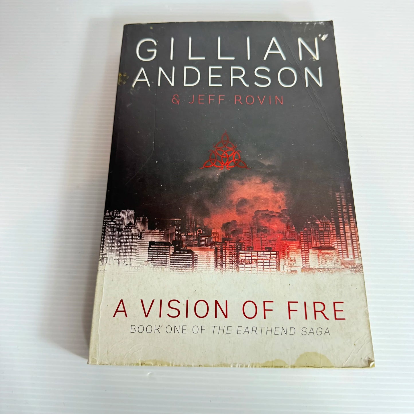 A Vision Of Fire - Gillian Anderson & Jeff Rovin