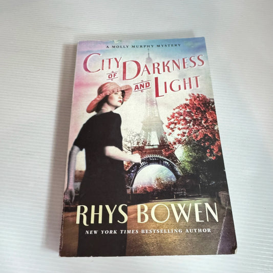 City of Darkness and Light - Rhys Bowen