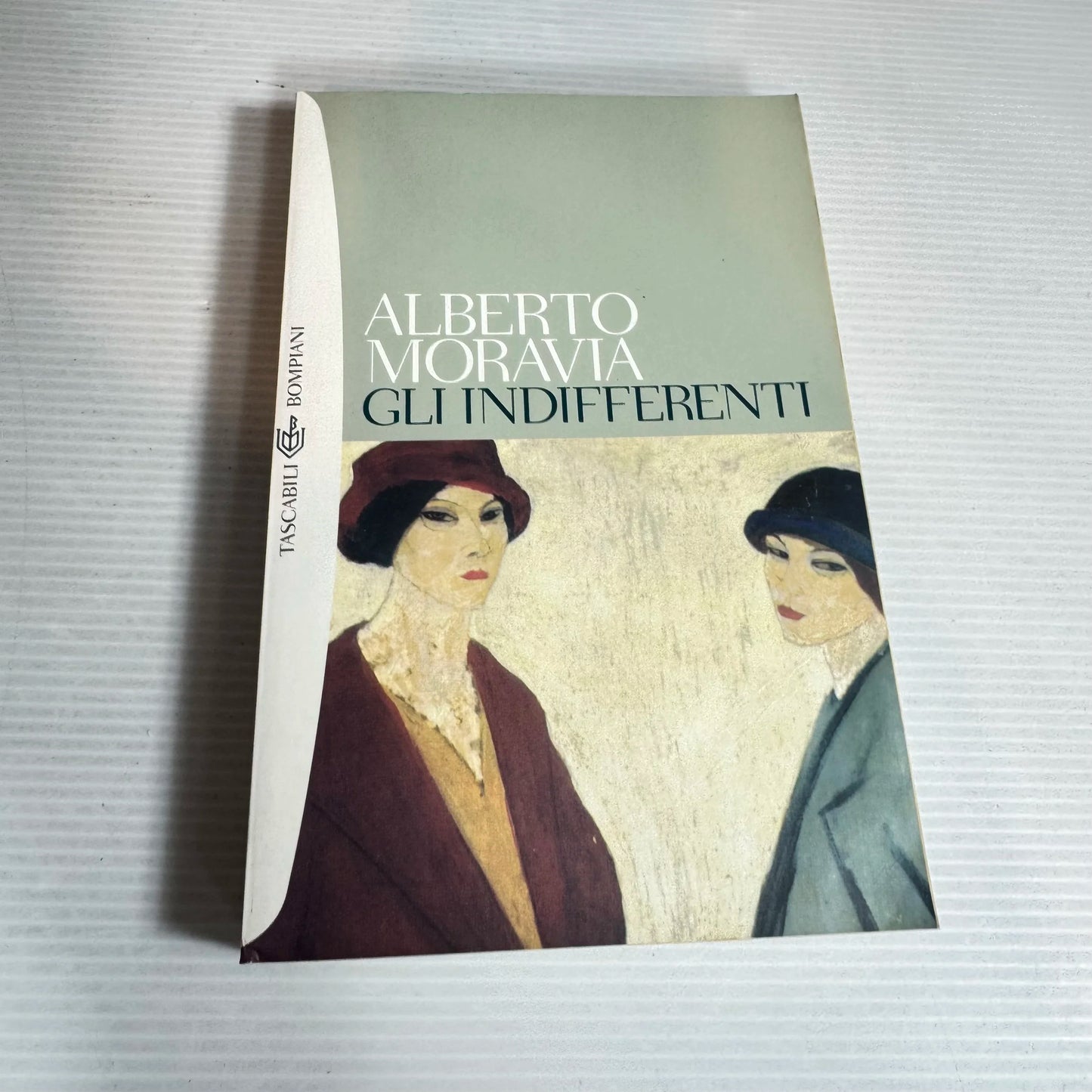 Gli Indifferenti (The Indifferent Ones) - Alberto  Moravia (Written in Italian)