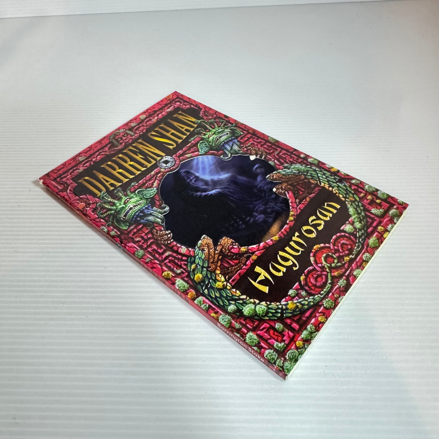 Hagurosan - Darren Shan (Hologram Cover)