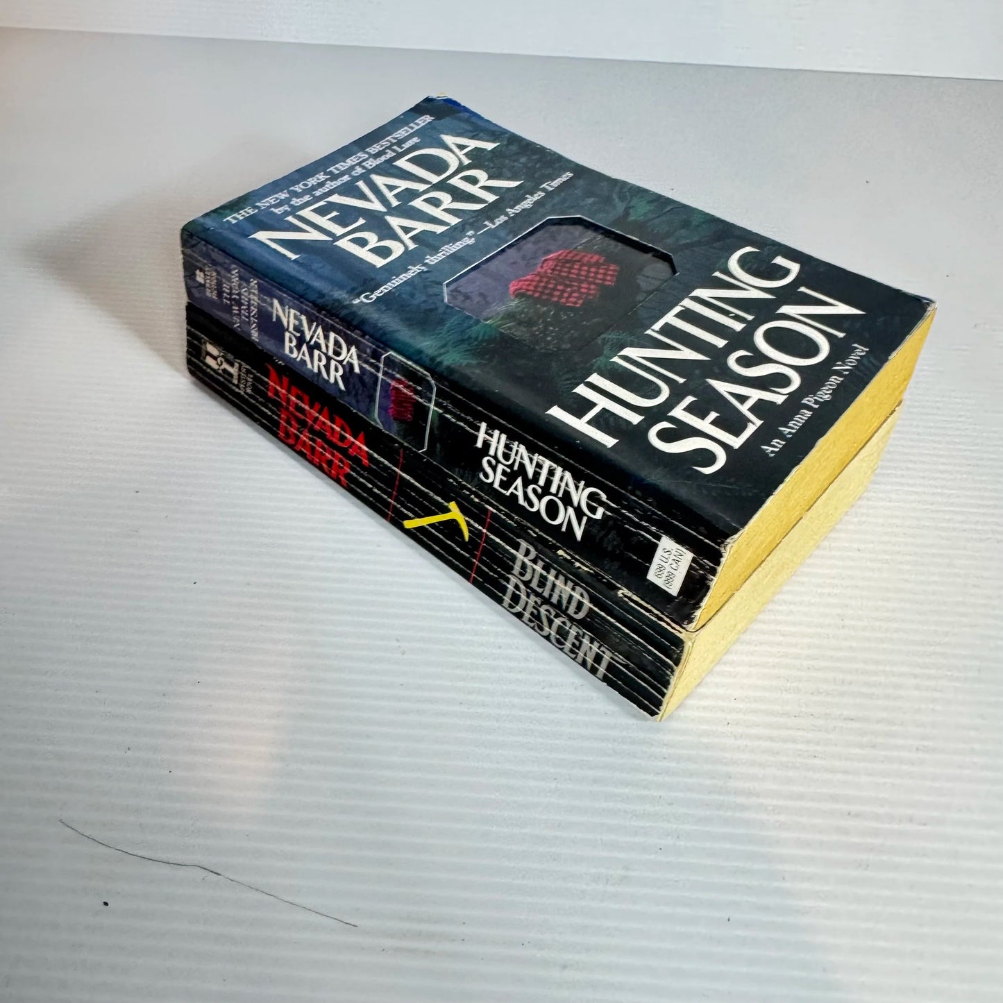 Nevada Barr Book Bundle x 2 - Mystery - Blind Descent and Hunting Season