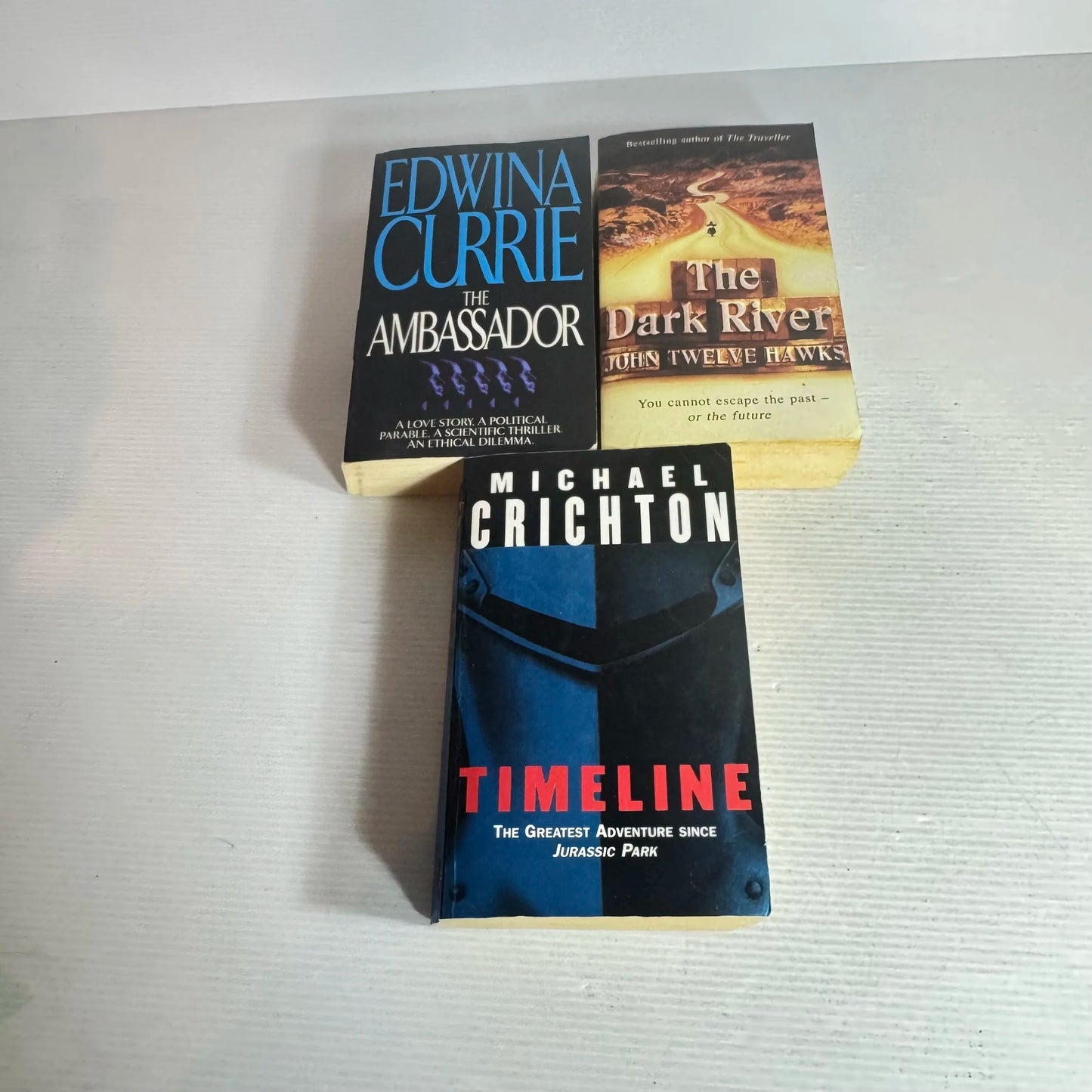 Science Fiction Book Bundle x 3 Books : Mixed Authors (711)
