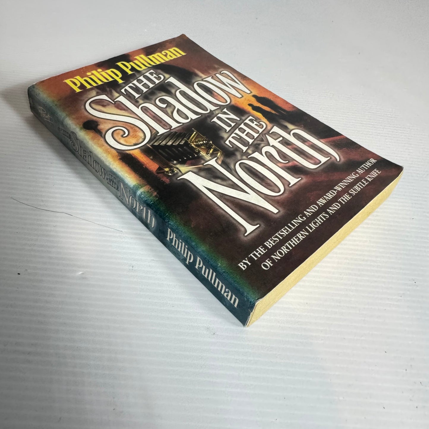 The Shadow In The North - Philip Pullman