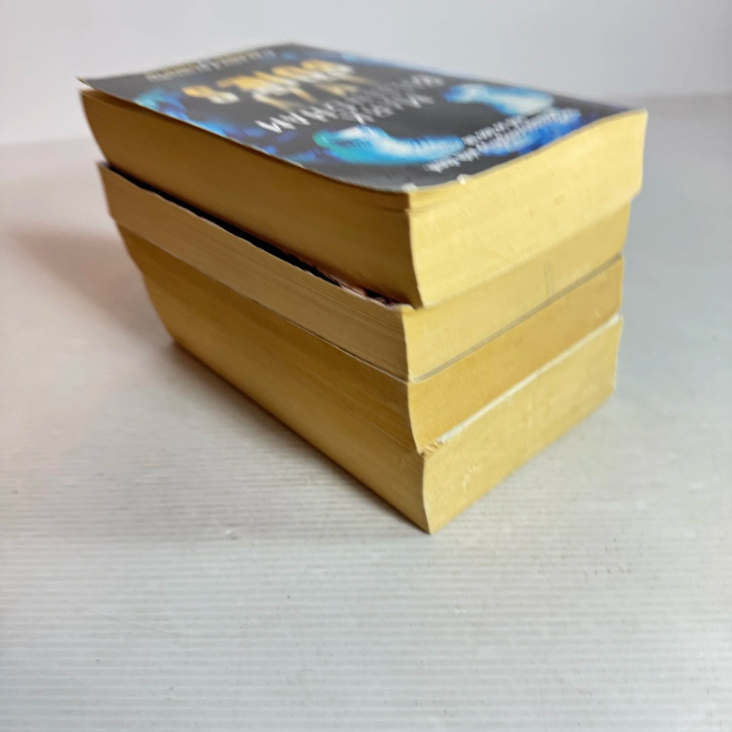 Crime Book Bundle x 4 Books : Mixed Authors (706)