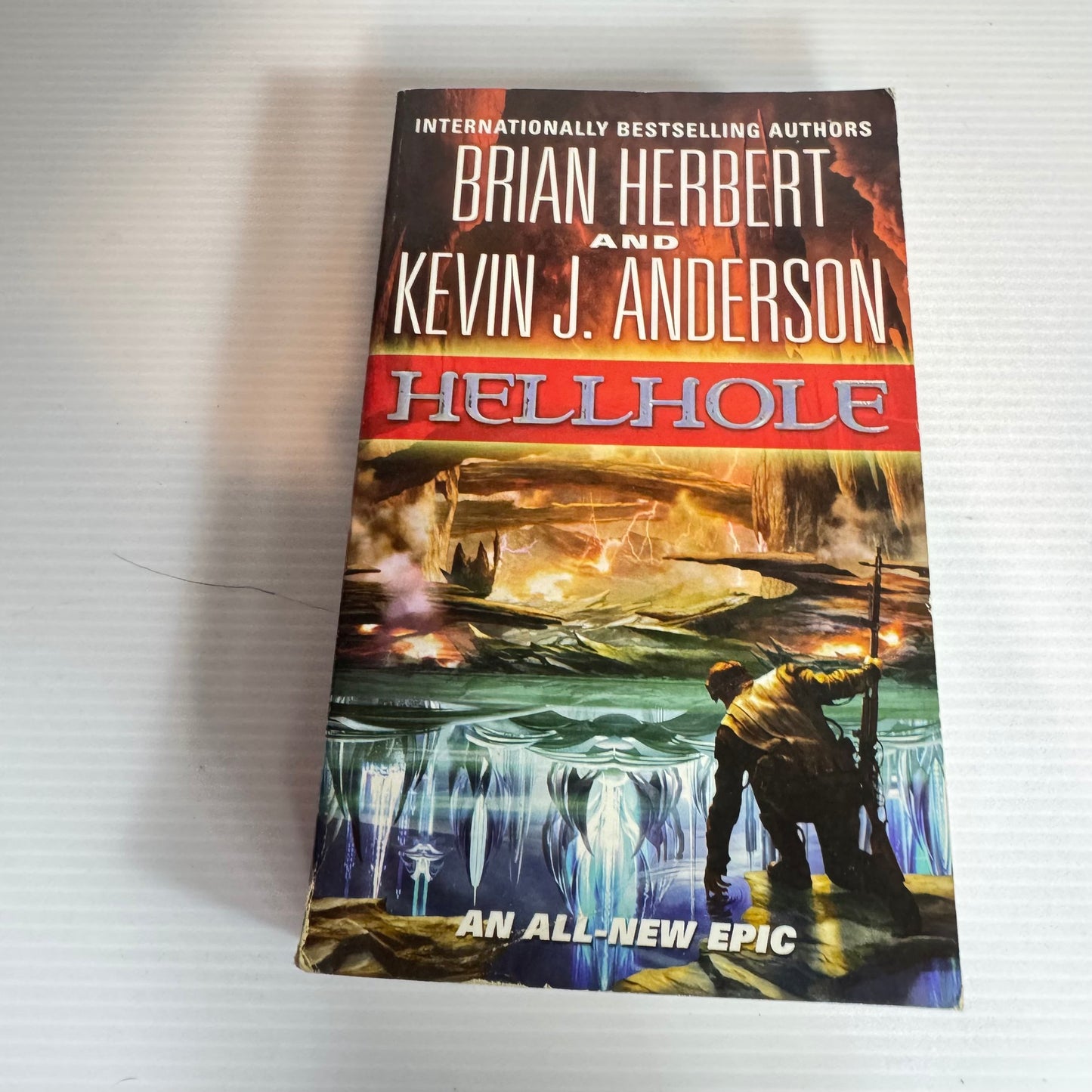 Hellhole - Brian Herbert & Kevin J. Anderson