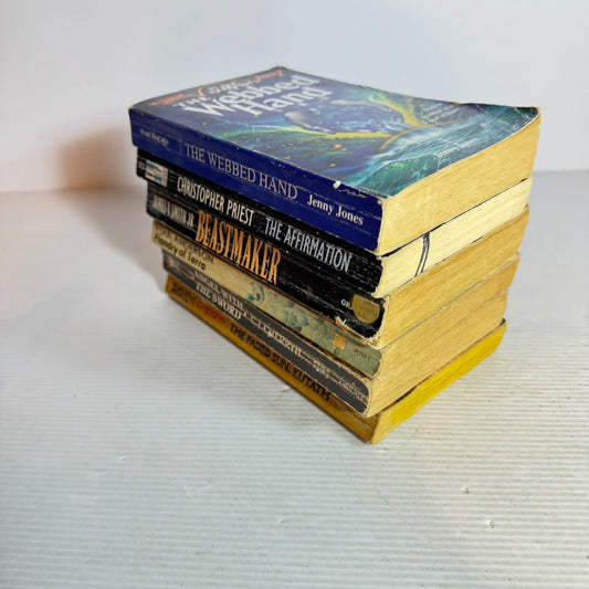 Science Fiction Book Bundle x 6 Books : Mixed Authors (701)