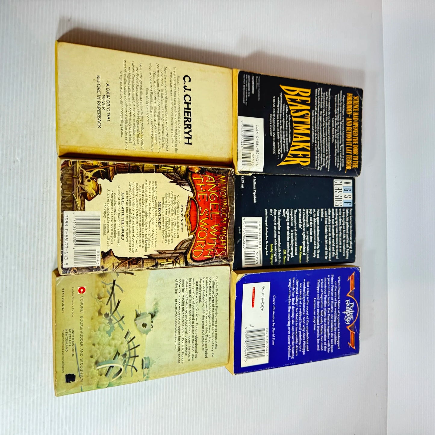 Science Fiction Book Bundle x 6 Books : Mixed Authors (701)