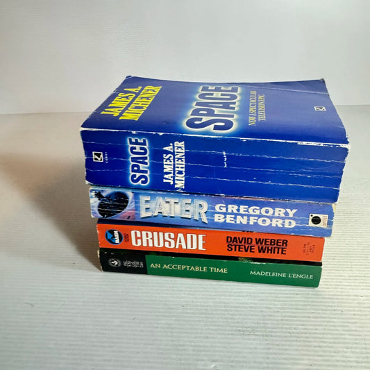 Science Fiction Book Bundle x 4 Books : Various Authors (703)