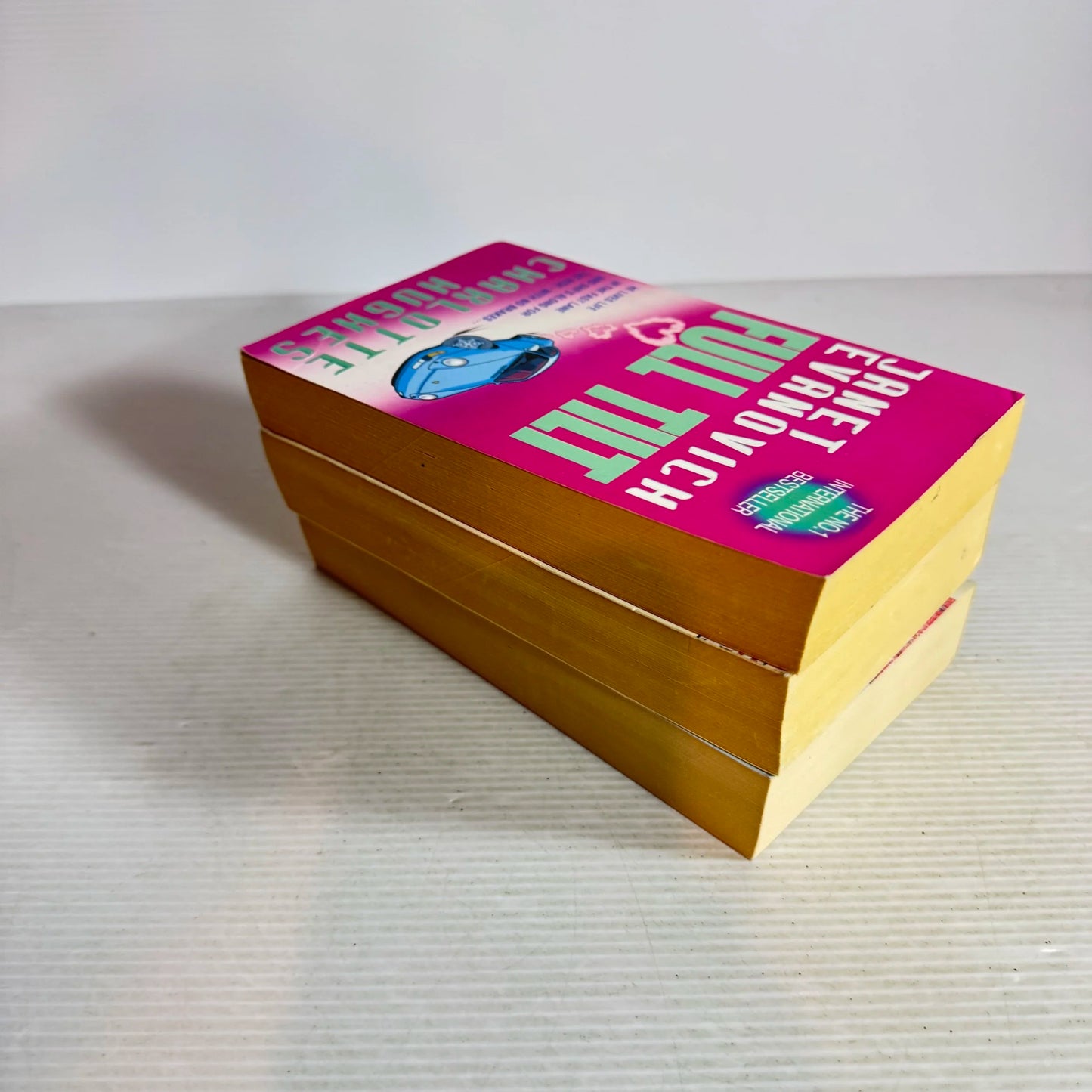 Romance Book Bundle x3 Books : Various Authors(809)