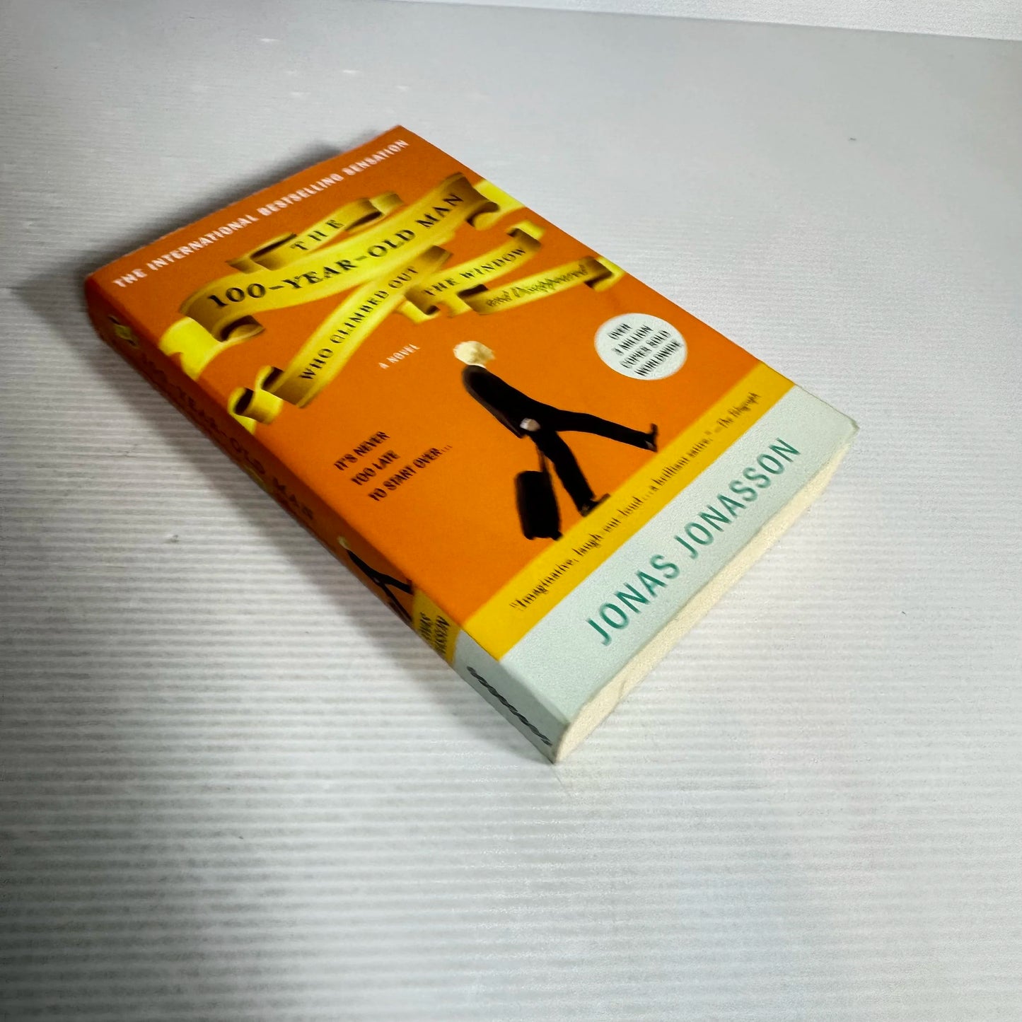 The 100-Year-Old Man Who Climbed Out the Window and Disappeared - Jonas Jonasson