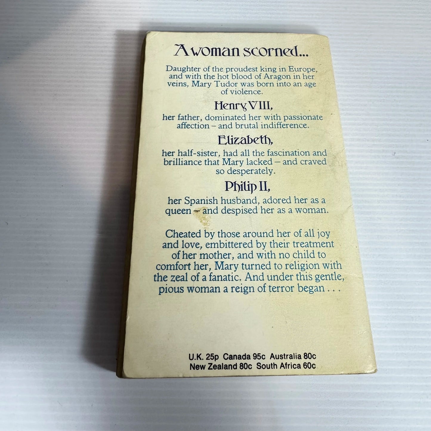 Mary, The Infamous Queen - Maureen Peters (Vintage 1971)