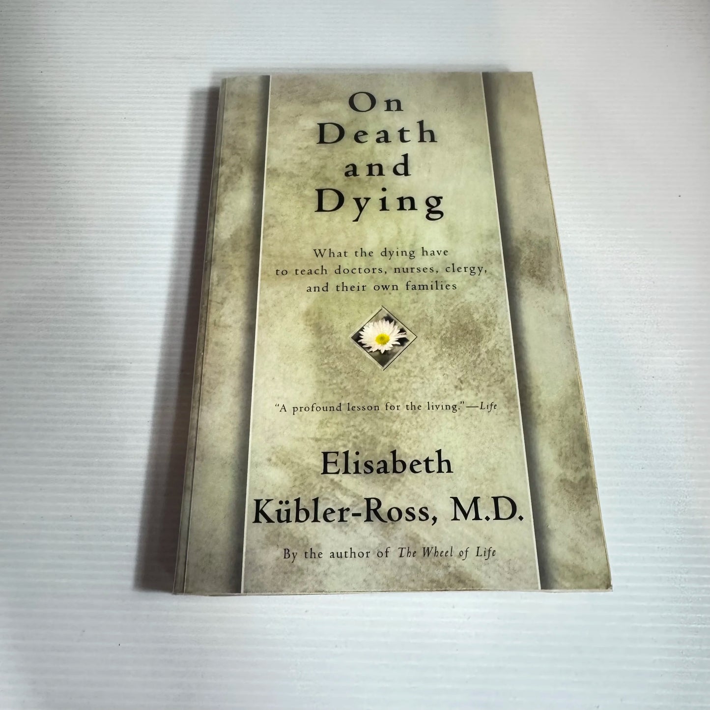 On Death And Dying - Elisabeth Kübler-Ross